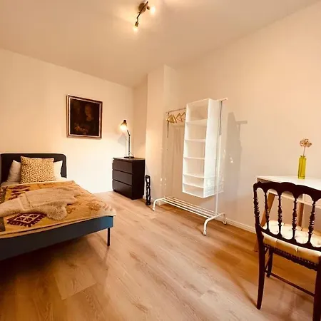 Renovierte Remise Mit 3 Schlafzlmmern *