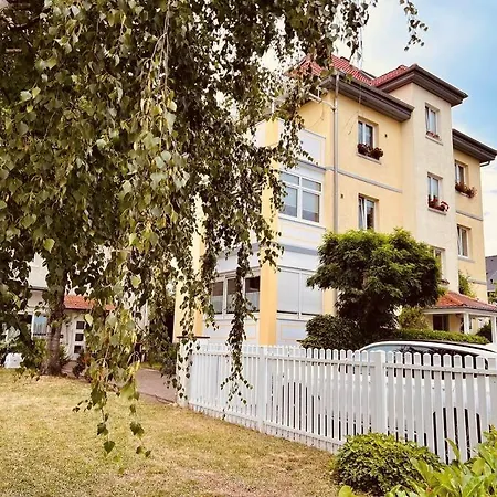 Renovierte Remise Mit 3 Schlafzlmmern Holiday home
